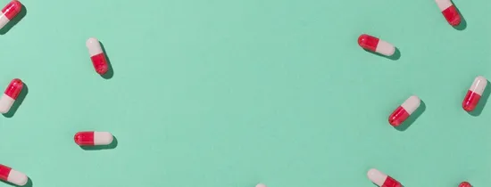 Polvo de péptidos de colágeno múltiple, péptidos proteicos hidrolizados con ácido hialurónico, biotina y péptidos vitamínicos.